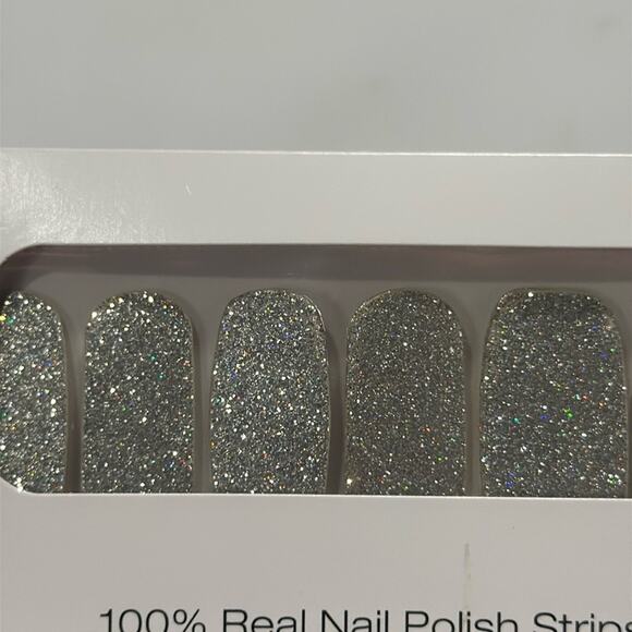 NWT Color Street Retired "Tinseltown" Silver Metallic Glitter Nail Strips - Picture 1 of 4